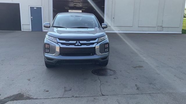 Used 2025 Mitsubishi Outlander Sport SE AWD/4WD image 3