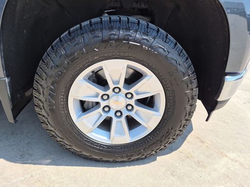 Certified 2021 Chevrolet Silverado 1500 LT AWD/4WD image 13