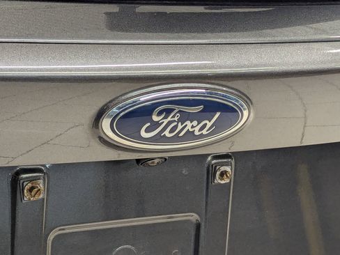 Used 2019 Ford Escape SEL image 33