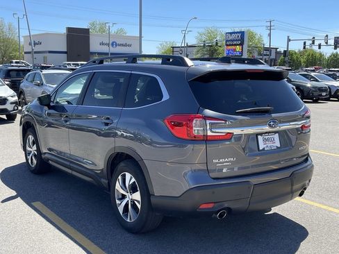 Used 2025 Subaru Ascent Premium AWD/4WD image 5