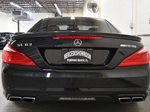 Used 2013 Mercedes-Benz SL 63 AMG image 27