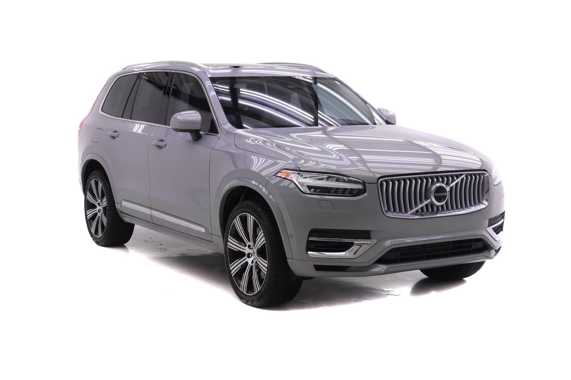 Certified 2025 Volvo XC90 T8 Plus w/ Protection Package Premier AWD/4WD image 2