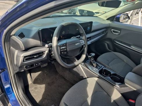 Used 2025 Kia K4 FWD image 15