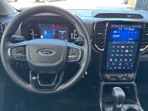 Used 2025 Ford Ranger XLT AWD/4WD image 14