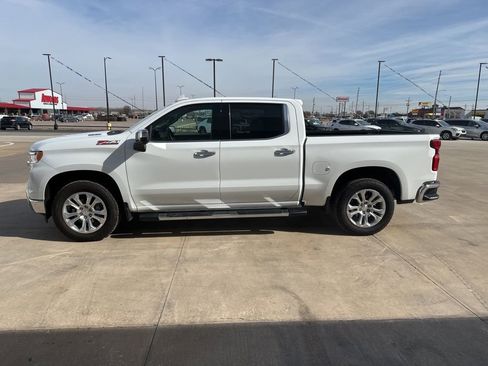 Used 2024 Chevrolet Silverado 1500 LTZ w/ Z71 Off-Road Package AWD/4WD image 33