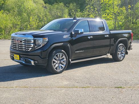 Used 2023 GMC Sierra 1500 Denali AWD/4WD image 1