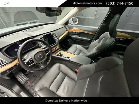 Used 2024 Volvo XC90 B6 Plus image 16