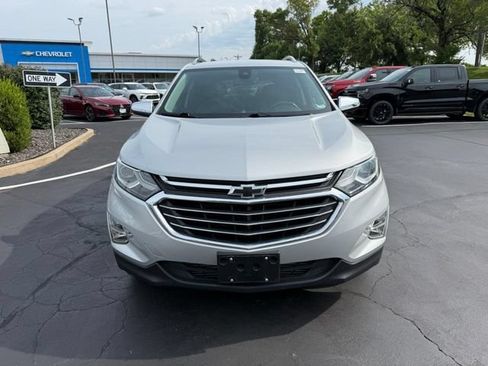 Used 2020 Chevrolet Equinox Premier FWD image 9