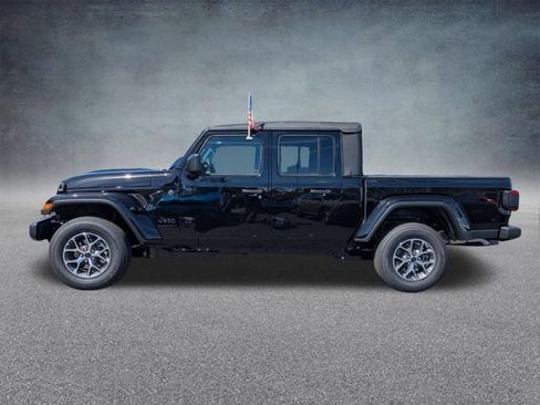New 2026 Jeep Gladiator Sport AWD/4WD image 8