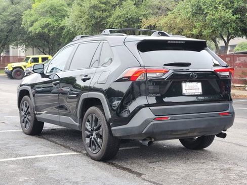 Used 2025 Toyota RAV4 XLE Premium image 3