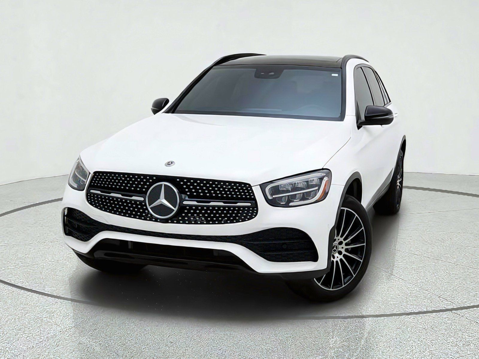 Certified 2022 Mercedes-Benz GLC 300 image 2
