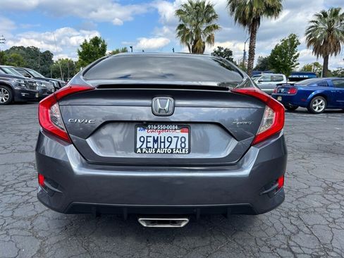 Used 2019 Honda Civic Sport image 5