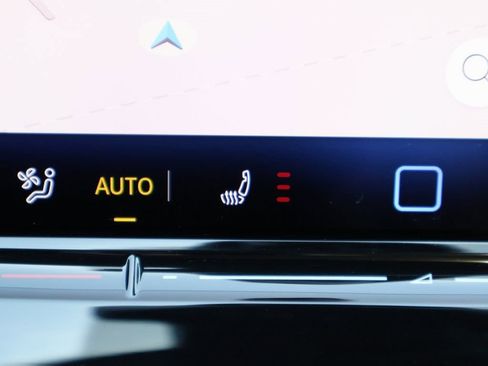 Used 2025 Volkswagen GTI SE image 25