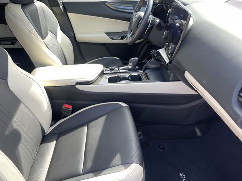 Used 2024 Lexus NX 250 FWD w/ Cold Area Package image 35