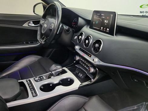 Used 2020 Kia Stinger GT2 AWD/4WD image 21