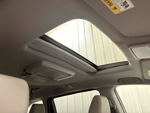 Used 2024 Honda Odyssey Touring image 23