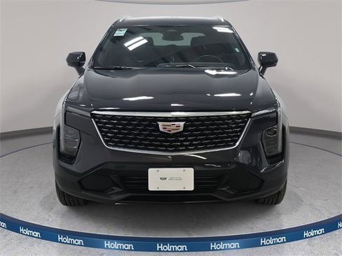 Certified 2025 Cadillac XT4 Premium Luxury image 3