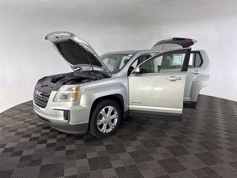 Used 2017 GMC Terrain SLE image 13