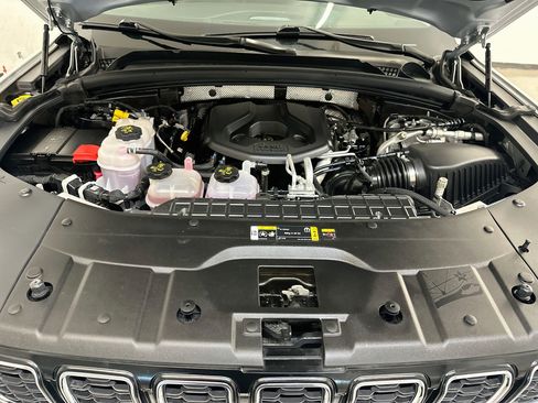 Used 2023 Jeep Grand Cherokee 4WD 4xe image 36