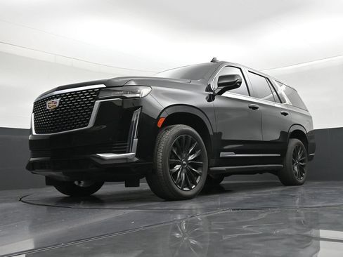 Used 2023 Cadillac Escalade Luxury RWD image 20