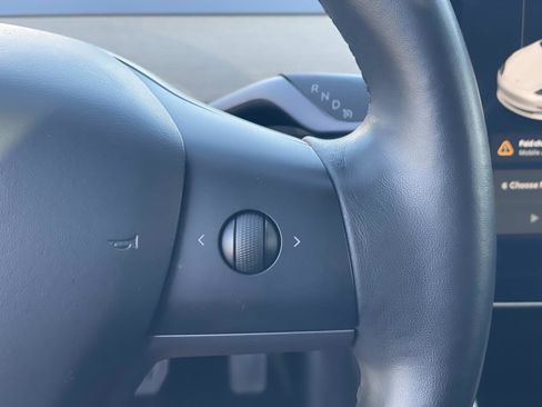 Used 2018 Tesla Model 3 Long Range image 9