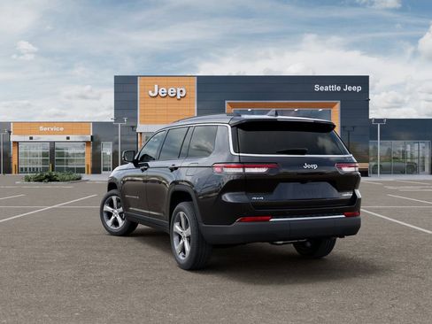 New 2025 Jeep Grand Cherokee L Limited AWD/4WD image 3