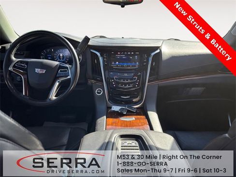 Used 2019 Cadillac Escalade Luxury image 10