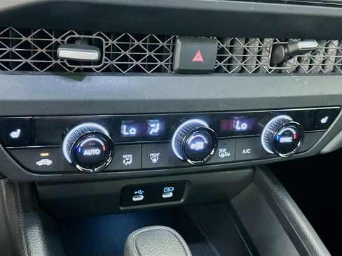 Used 2023 Honda Accord EX image 23