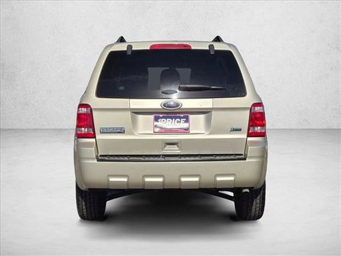Used 2012 Ford Escape XLT image 7