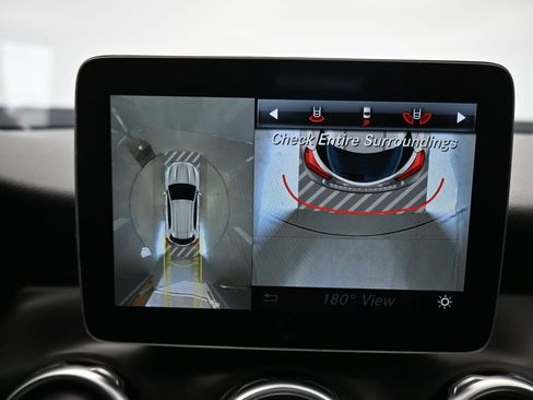 Used 2019 Mercedes-Benz GLA 250 4MATIC image 21