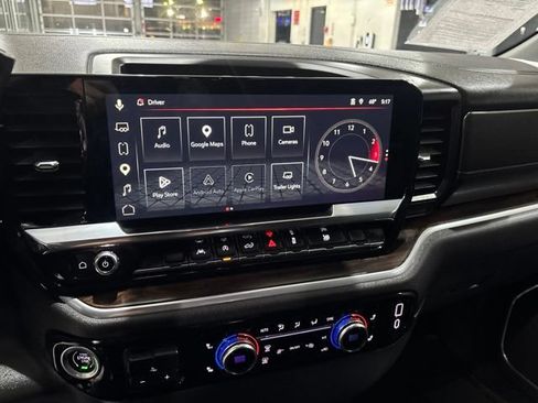 Used 2025 GMC Sierra 1500 SLT AWD/4WD image 26