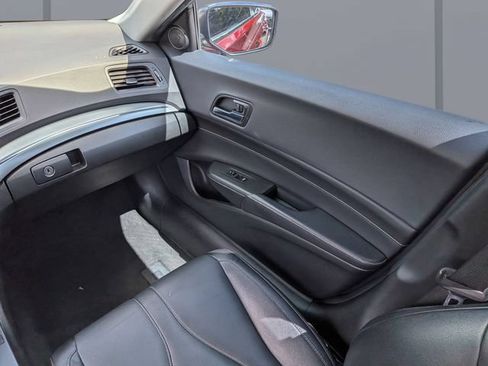 Used 2020 Acura ILX FWD image 13