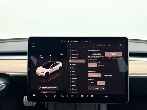 Used 2023 Tesla Model 3 Performance image 9
