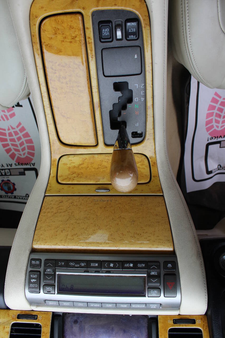 Used 2002 Lexus SC 430 Convertible RWD image 15