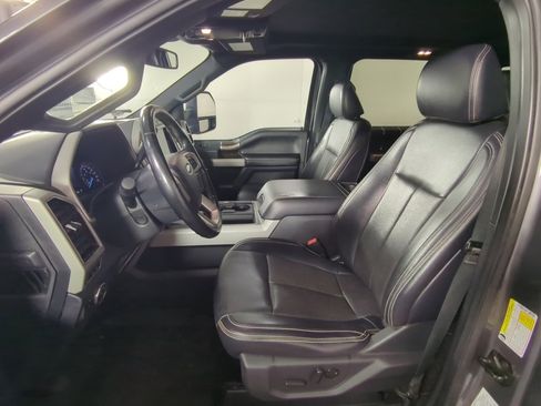 Used 2022 Ford F250 Lariat w/ Lariat Ultimate Package image 11