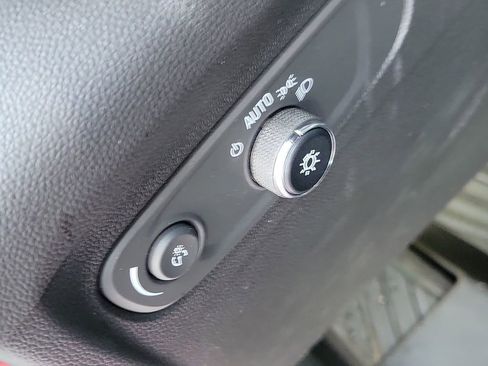 Used 2022 Buick Envision Essence w/ Sport Touring Package image 10