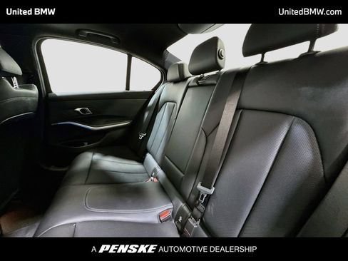 Used 2024 BMW 330i Sedan w/ M Sport Package RWD image 13