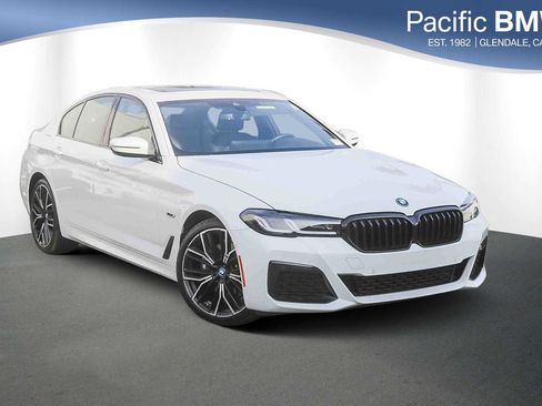 Certified 2023 BMW 530e 530e w/ M Sport Package image 1