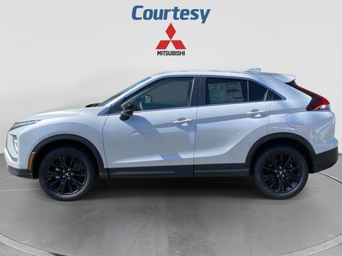 New 2026 Mitsubishi Eclipse Cross LE AWD/4WD image 2
