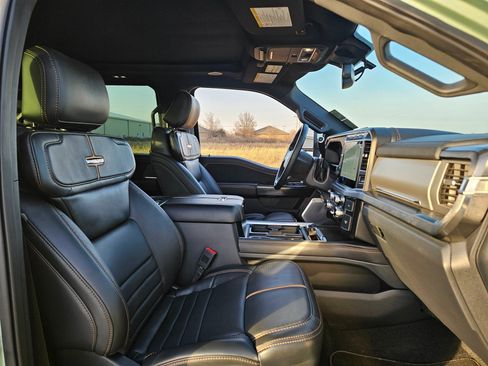 Used 2024 Ford F450 Platinum image 58