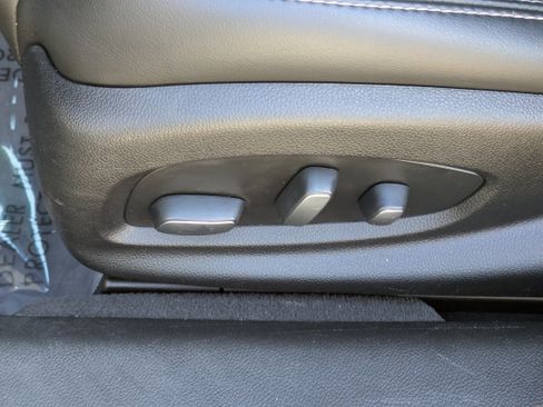 Used 2019 Cadillac XTS Luxury image 20