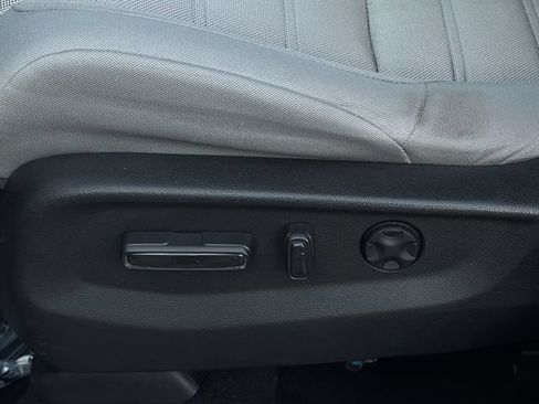 Used 2020 Honda CR-V EX image 14