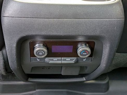 Used 2024 GMC Acadia Elevation w/ Black Edition image 33