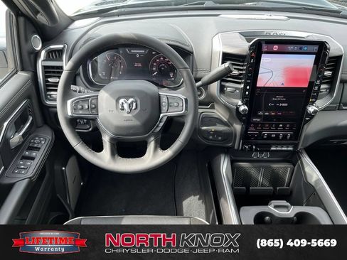 New 2026 RAM 2500 Laramie AWD/4WD image 13