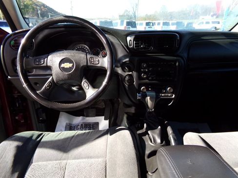 Used 2005 Chevrolet TrailBlazer EXT LT image 5
