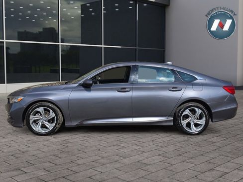 Used 2018 Honda Accord EX image 2