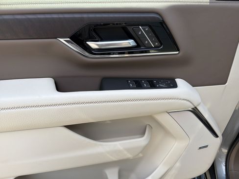 New 2026 GMC Yukon XL Denali w/ Sun & Power Step Package RWD image 13