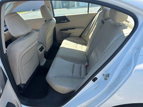 Used 2013 Honda Accord Touring image 10