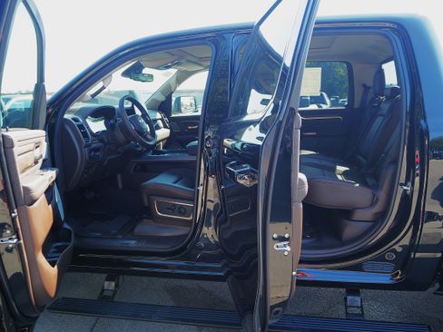 New 2026 RAM 1500 Limited image 11