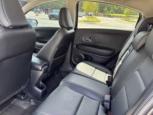 Used 2020 Honda HR-V EX-L image 18